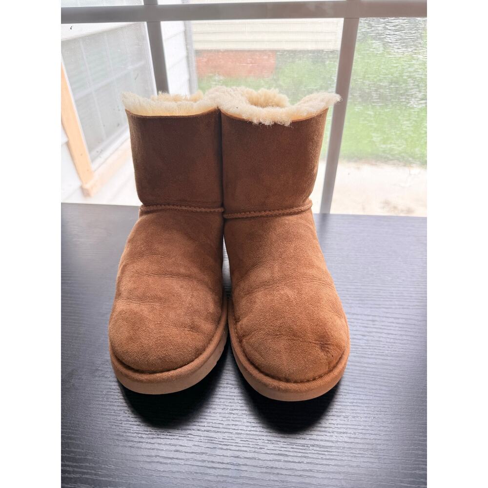 UGG Australia Bailey Button Chestnut Sheepskin Boots Women’s Size 9 - Picture 8 of 14